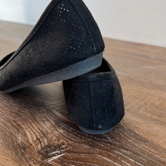 Girls Black Ballet Flats size 5.5 - Picture 7 of 7
